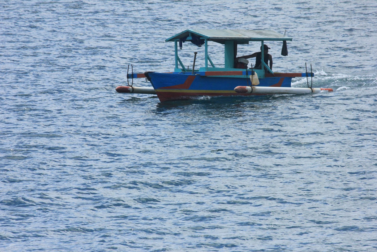 Komisi IV DPR RI Soroti Keterbatasan Armada Patroli dan Pengawasan Lalu Lintas Hayati di Maluku